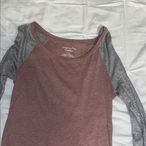 American eagle long sleeve t-shirt